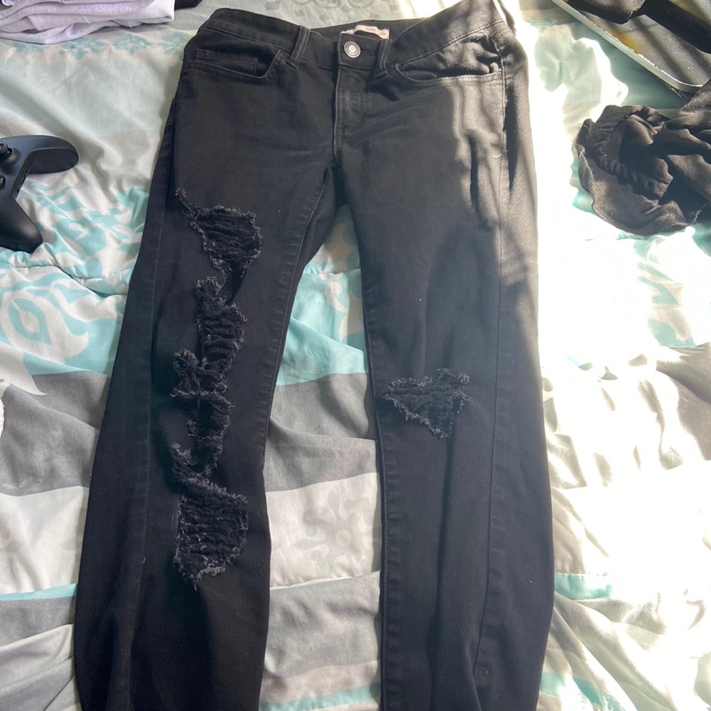 SO size 5 black ripped skinny jeans